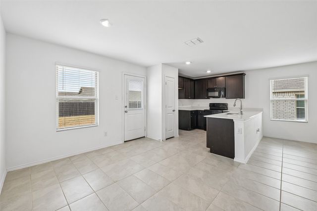 1477 Yachtclub Drive, Pelican Bay, TX 76020