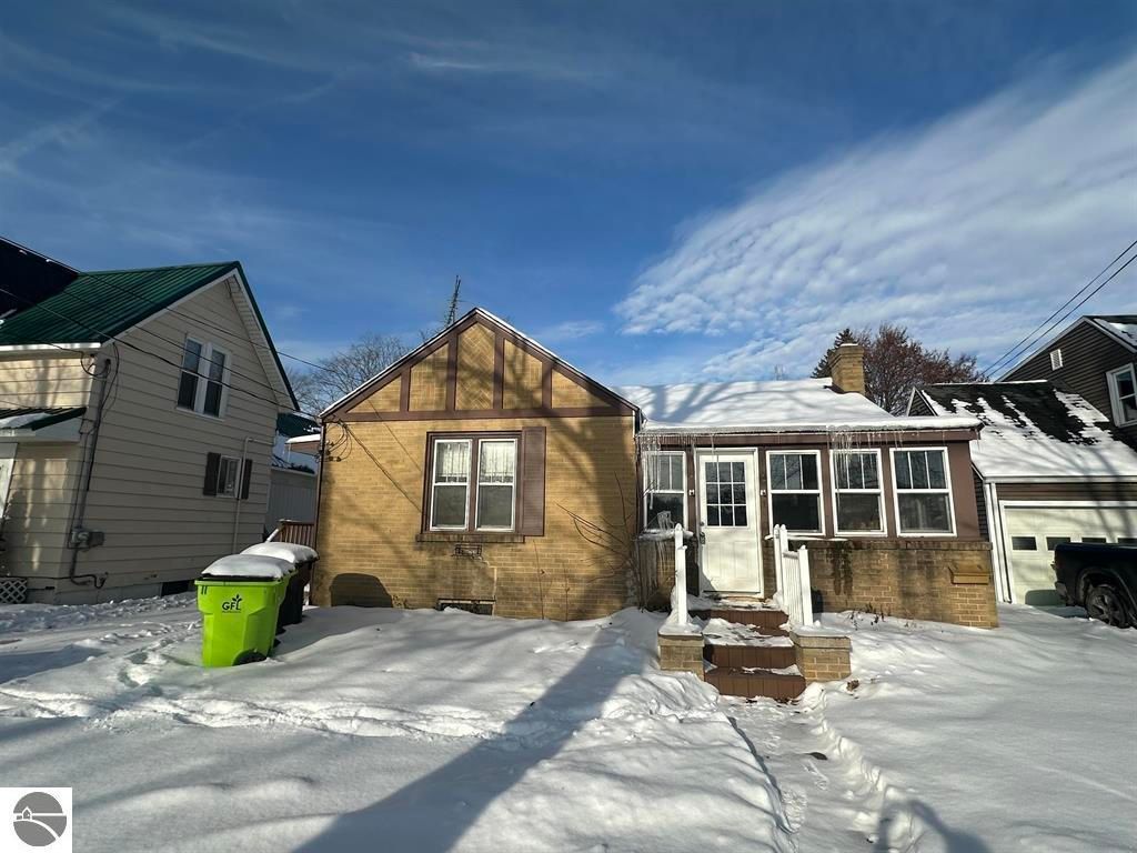 Image 1 of property listing at 110 W State Street, Clare, MI 48617
