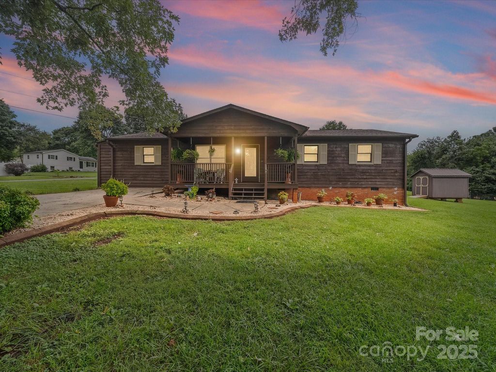 3510 Flint Drive, Statesville, NC 28677