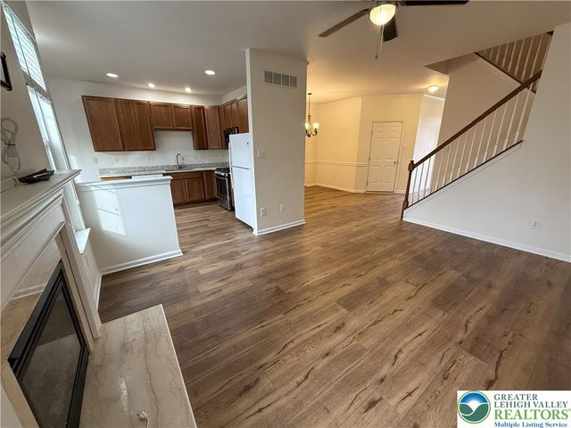 867 King Way, Upper Macungie Twp, PA 18031