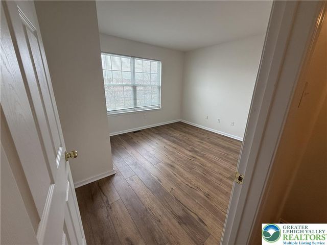 867 King Way, Upper Macungie Twp, PA 18031