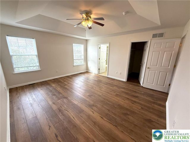 867 King Way, Upper Macungie Twp, PA 18031