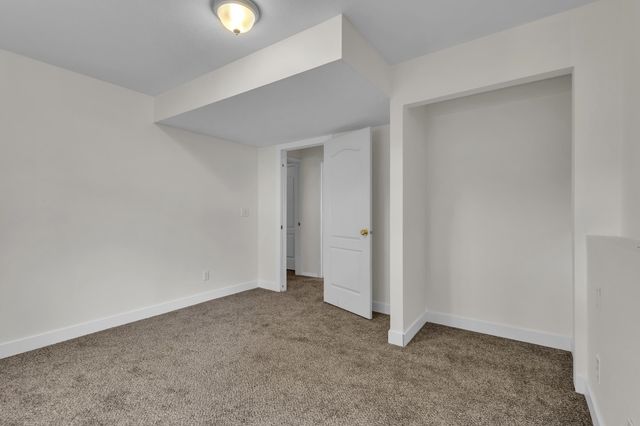 8716 N J Ct, Spokane, WA 99208