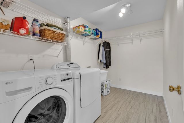 8716 N J Ct, Spokane, WA 99208