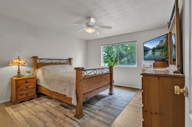 8716 N J Ct, Spokane, WA 99208