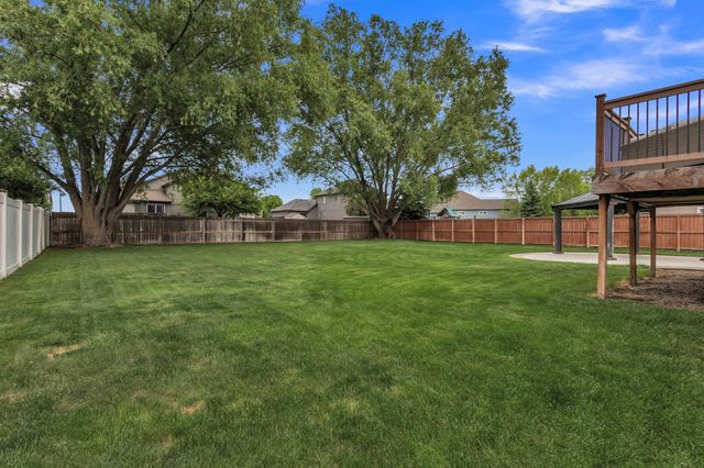 8716 N J Ct, Spokane, WA 99208