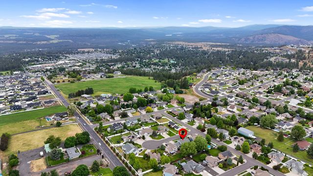 8716 N J Ct, Spokane, WA 99208
