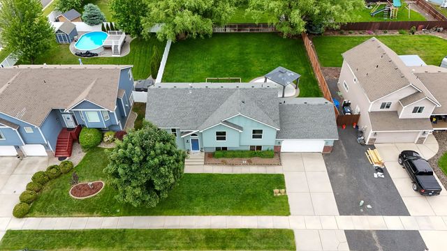 8716 N J Ct, Spokane, WA 99208