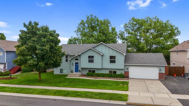 8716 N J Ct, Spokane, WA 99208