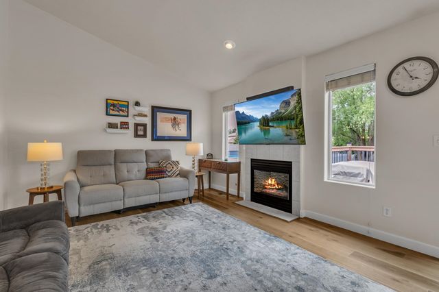 8716 N J Ct, Spokane, WA 99208