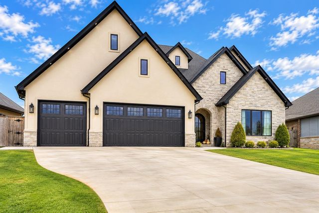 3832 Legacy Drive, Norman, OK 73069