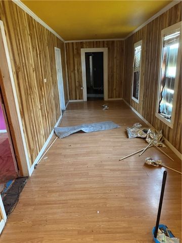 123 Allende St, Taft, TX 78390