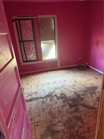 123 Allende St, Taft, TX 78390