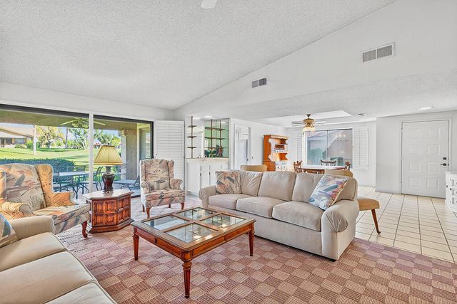 142 Camino Arroyo S, Palm Desert, CA 92260