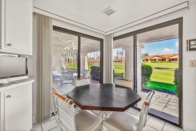 142 Camino Arroyo S, Palm Desert, CA 92260