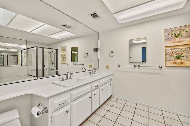 142 Camino Arroyo S, Palm Desert, CA 92260