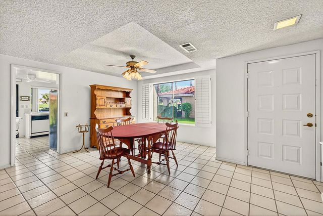 142 Camino Arroyo S, Palm Desert, CA 92260