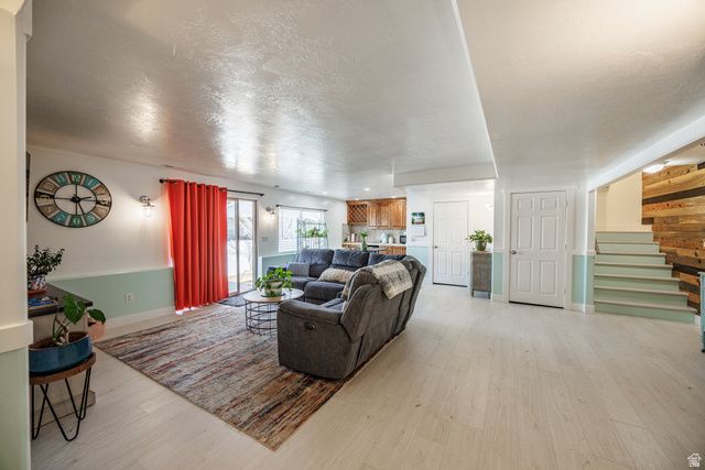 9995 S CADDIE CIR, South Jordan, UT 84009