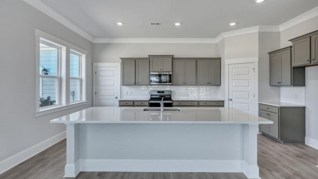 114 Coastline Street, Ridgeville, SC 29472