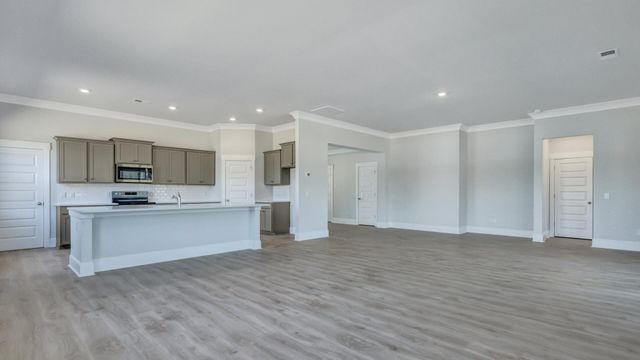 114 Coastline Street, Ridgeville, SC 29472