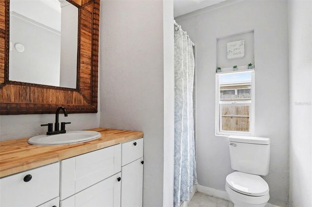 4411 MELBOURNE STREET, Punta Gorda, FL 33980