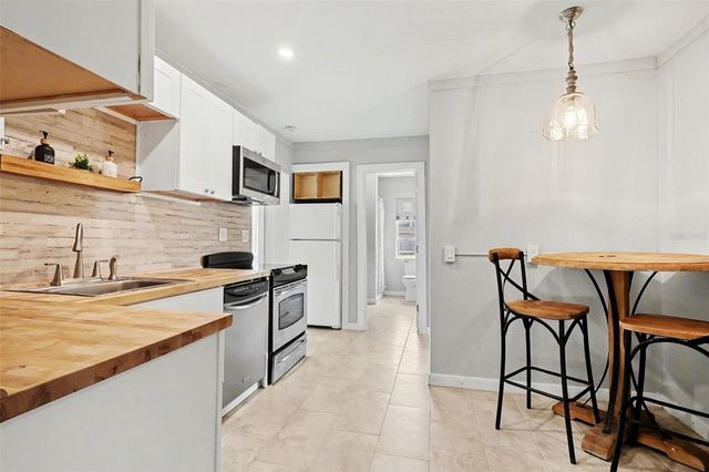 4411 MELBOURNE STREET, Punta Gorda, FL 33980