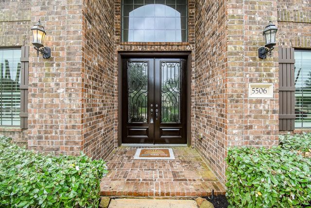 5506 Lockwood Bend Lane, Sugar Land, TX 77479