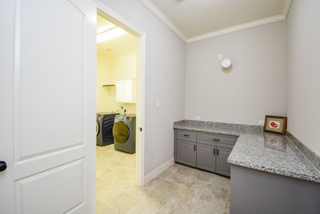 5506 Lockwood Bend Lane, Sugar Land, TX 77479