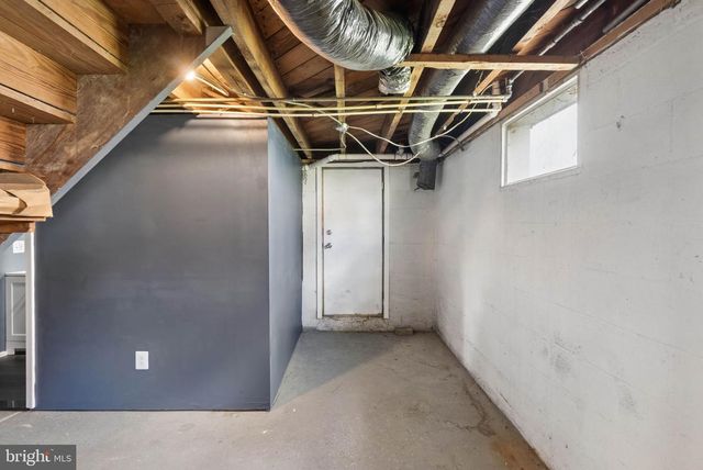 1914 QUEENSWAY, Baltimore, MD 21222