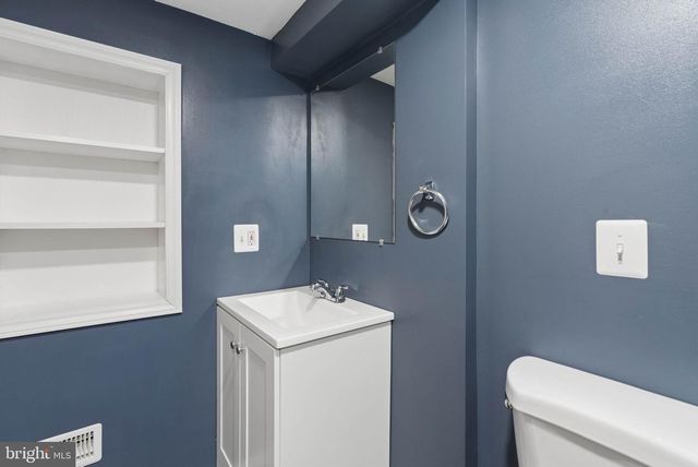 1914 QUEENSWAY, Baltimore, MD 21222