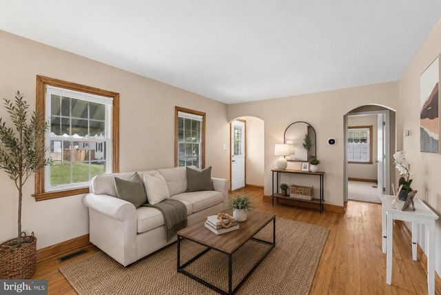 1914 QUEENSWAY, Baltimore, MD 21222