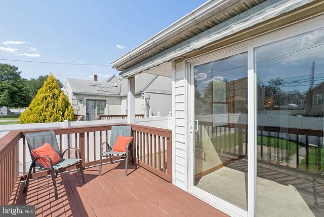 1914 QUEENSWAY, Baltimore, MD 21222