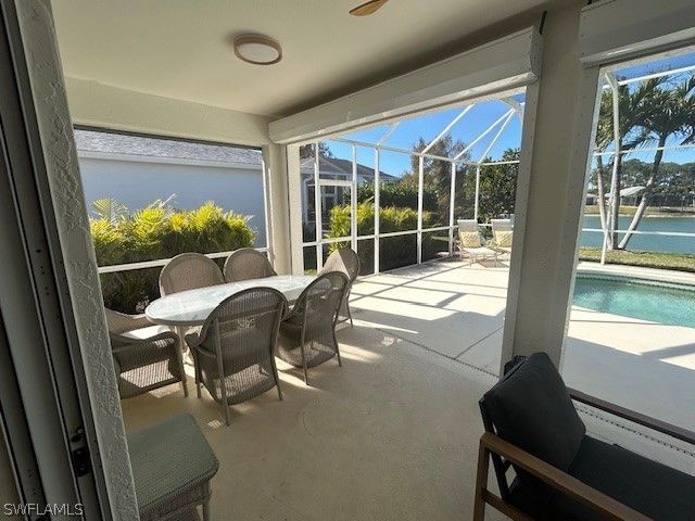 430 Crossfield CIR, Naples, FL 34104