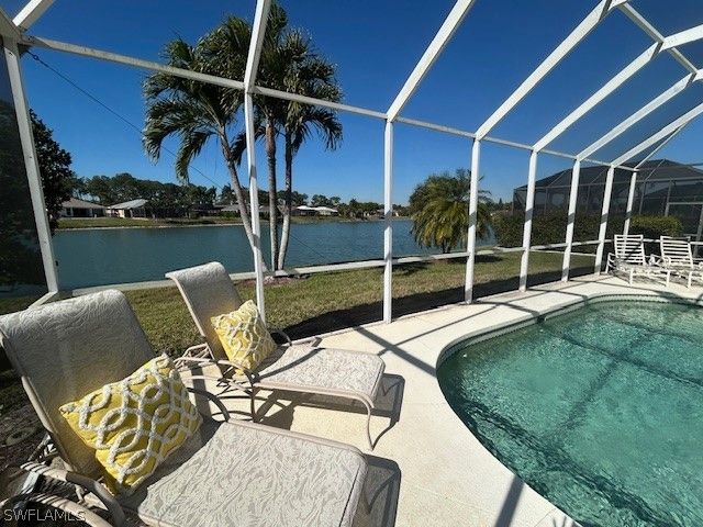 430 Crossfield CIR, Naples, FL 34104