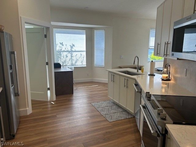 430 Crossfield CIR, Naples, FL 34104