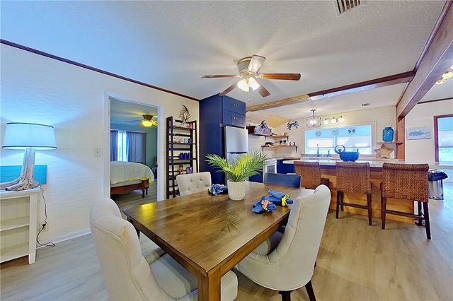 419 Pine Street, St Simons Island, GA 31522