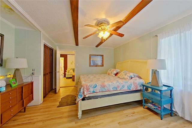 419 Pine Street, St Simons Island, GA 31522