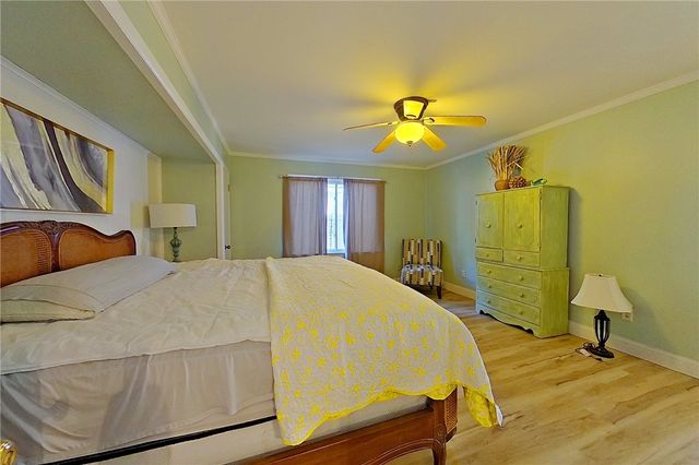 419 Pine Street, St Simons Island, GA 31522