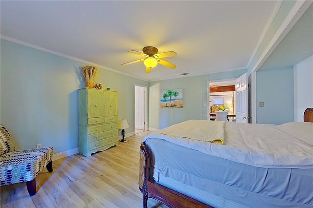 419 Pine Street, St Simons Island, GA 31522