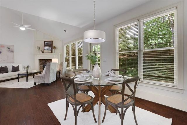 3609 Summit Oaks Drive NE, Roswell, GA 30075