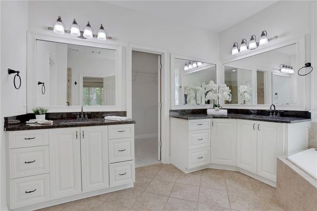 3609 Summit Oaks Drive NE, Roswell, GA 30075