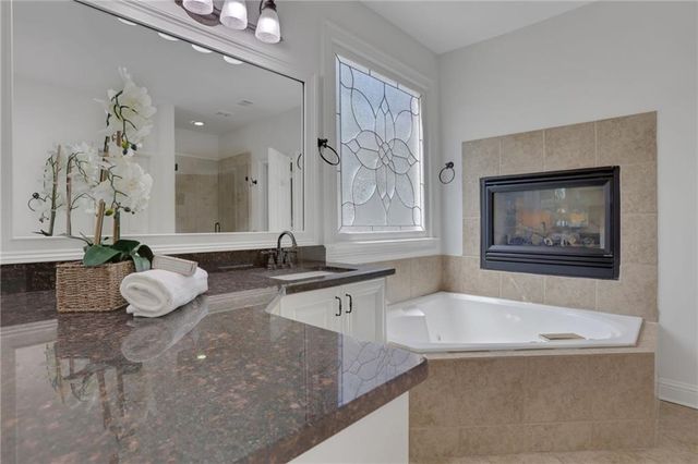 3609 Summit Oaks Drive NE, Roswell, GA 30075