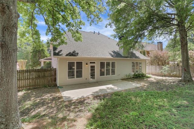 3609 Summit Oaks Drive NE, Roswell, GA 30075