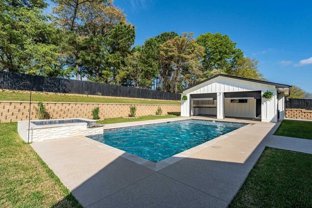 16919 Sawyer Way, Lindale, TX 75771