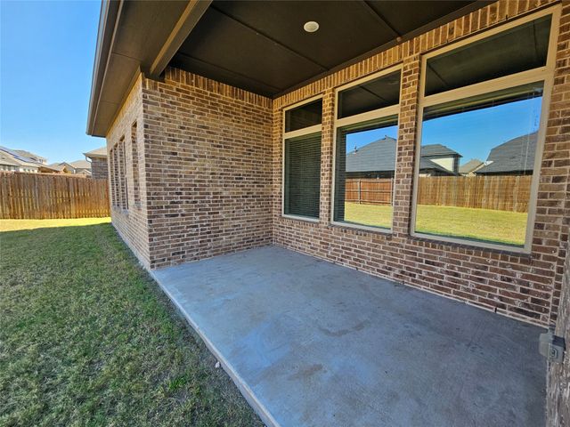 1740 Jamestown Drive, Forney, TX 75126