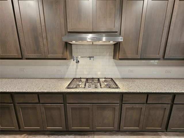 1740 Jamestown Drive, Forney, TX 75126