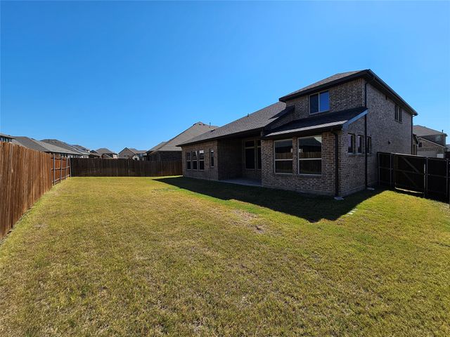 1740 Jamestown Drive, Forney, TX 75126