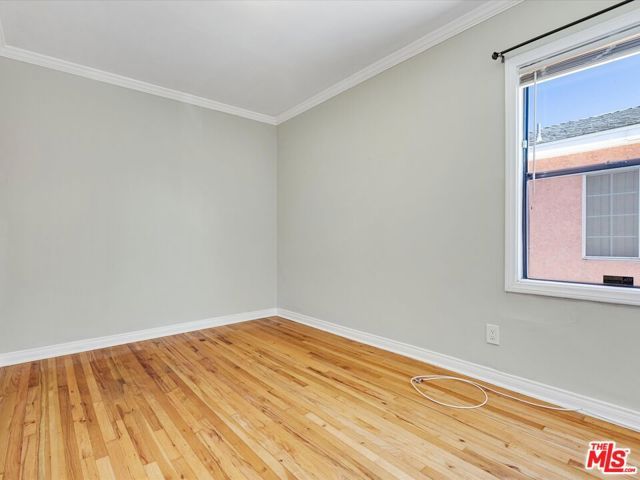 5021 W 129th Street, Hawthorne, CA 90250