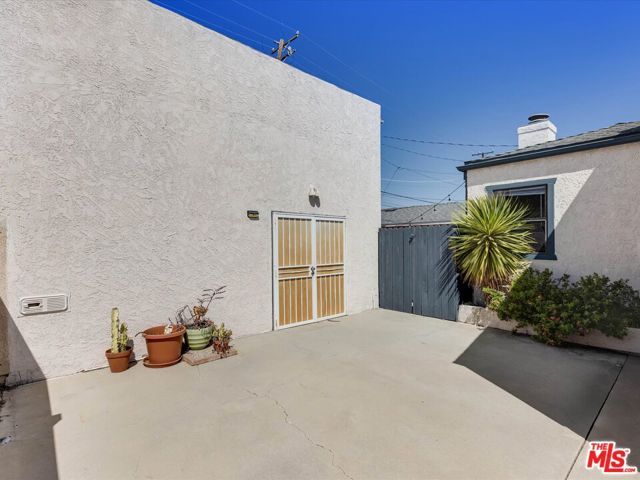 5021 W 129th Street, Hawthorne, CA 90250