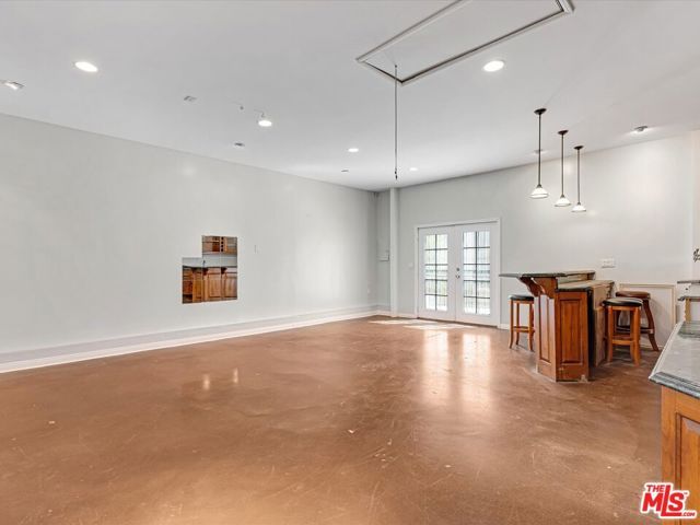5021 W 129th Street, Hawthorne, CA 90250